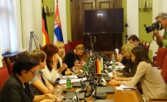 26. avgust 2016. Članice Ženske parlamentarne mreže u razgovoru sa poslanicom Bundestaga, članicom Odbora za pitanja Evropske unije